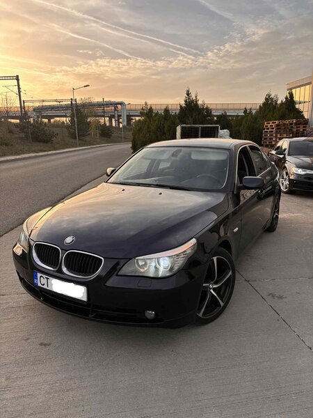 BMW 525